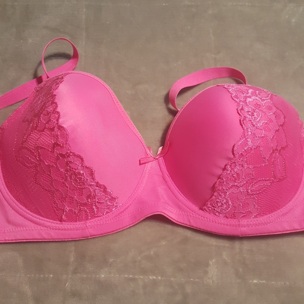 Dynashape 40D. New without tags.